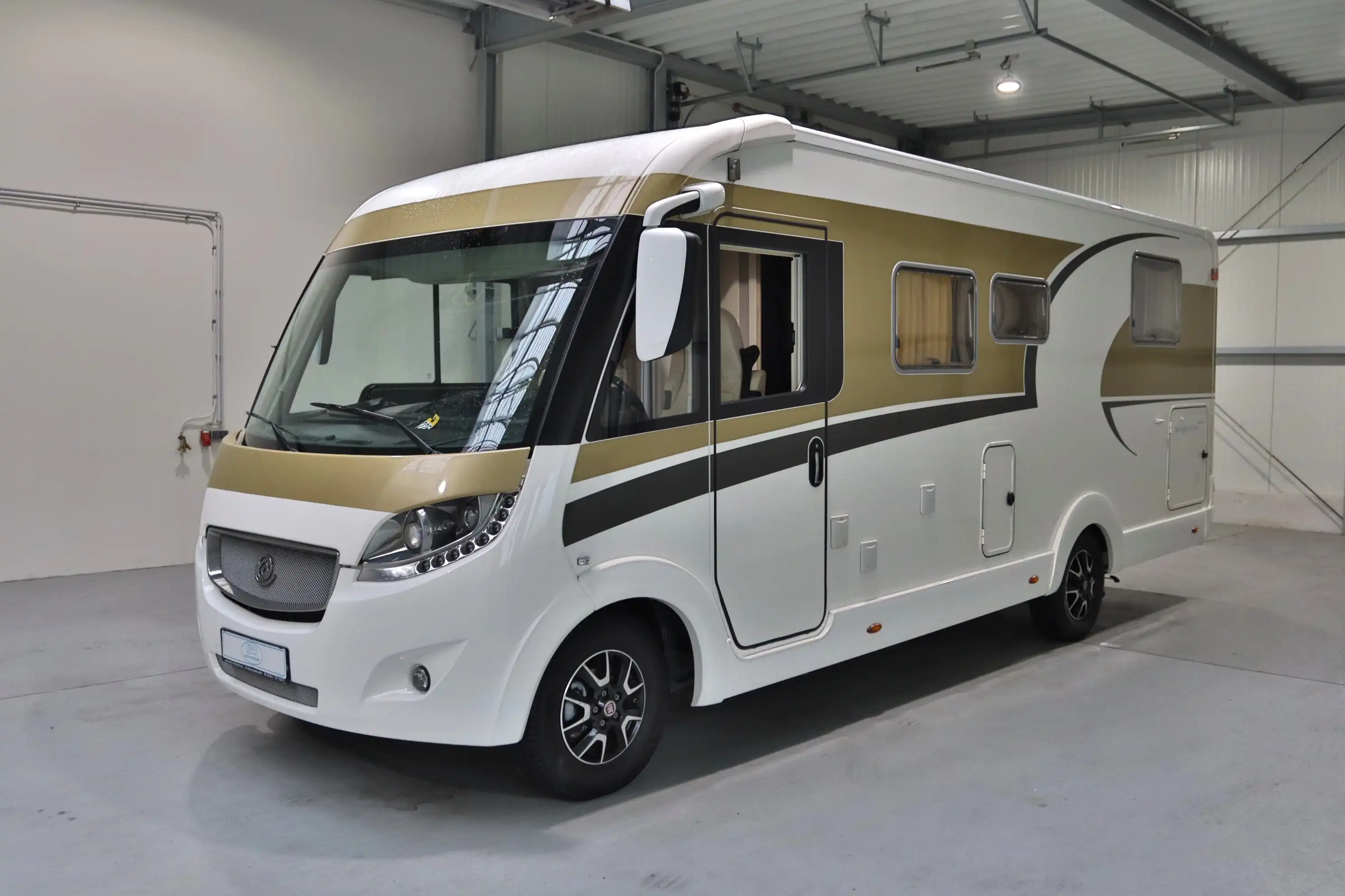 EURAMOBIL IntegraLine  725 QB